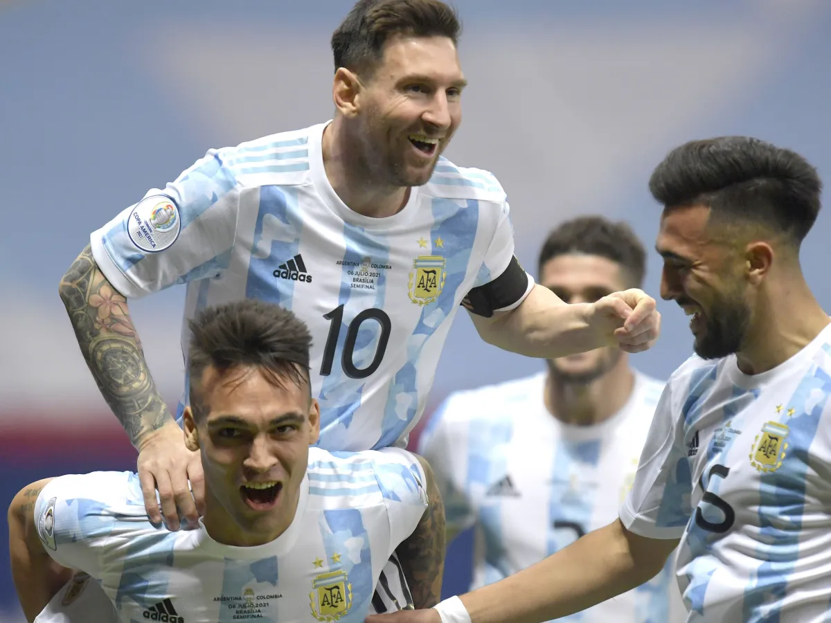 Embalada por títulos recentes, Argentina chega ao Catar “confiante” para levar a Copa